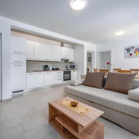 Hébergement de vacances Med - Beautiful With Private Pool